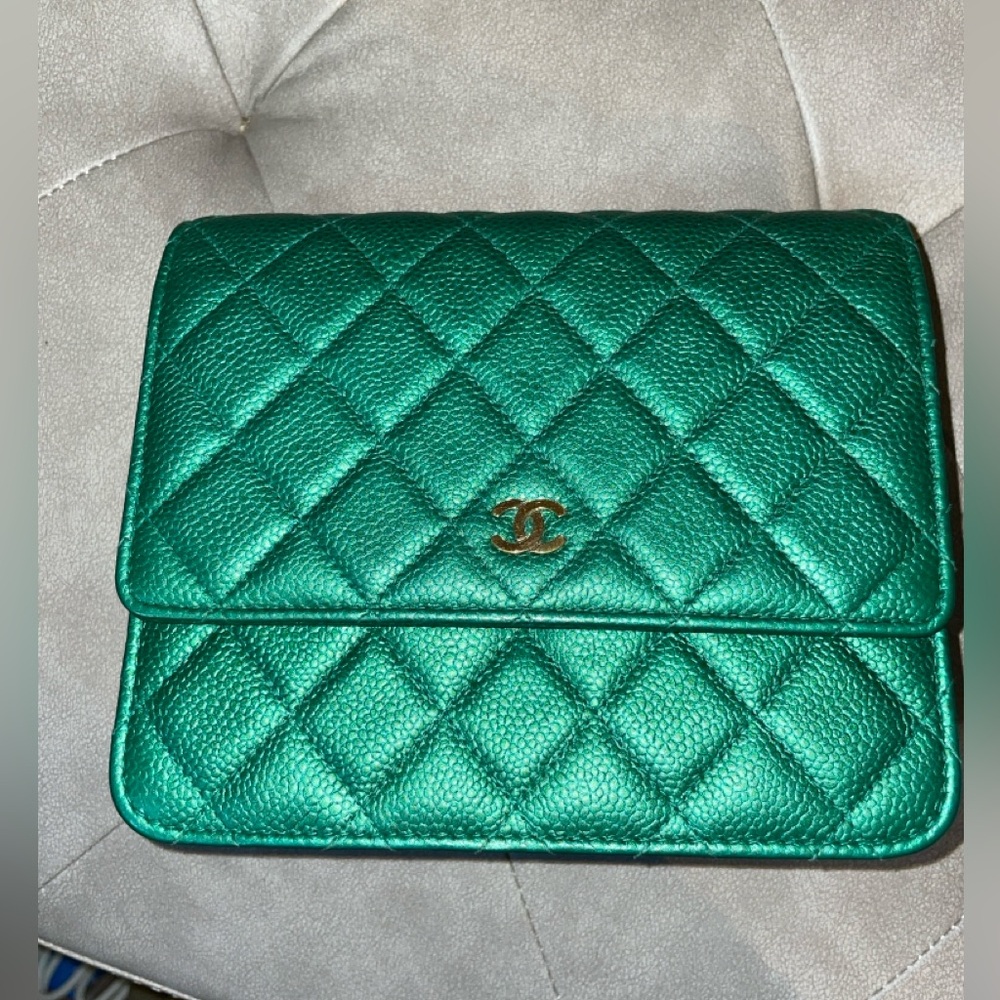 Chanel emerald green square woc